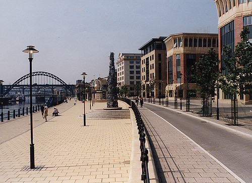 066221:Colour photograph of Quayside Newcastle upon Tyne Malcolm Maybury 1998